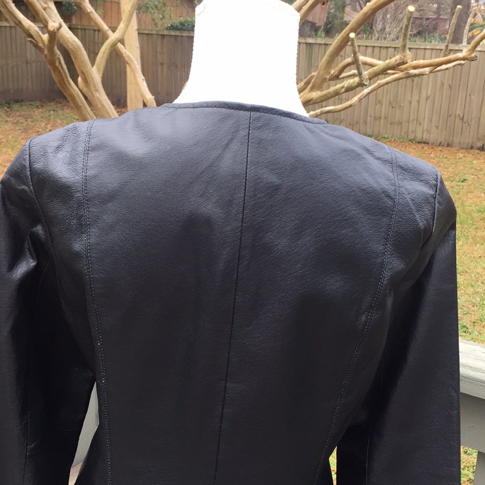 Like New Leather - Picture 5 of 10